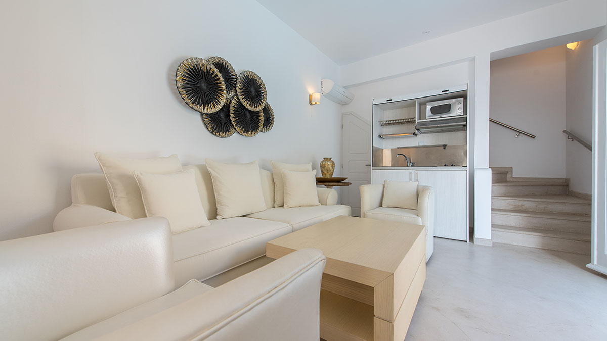 Junior Villa With Outdoor Heated Pool & Panoramic View 